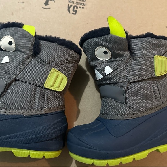 CAT & JACK
NON MARKING
TODDLERS BOOTS
SIZE 7 - Picture 2 of 3